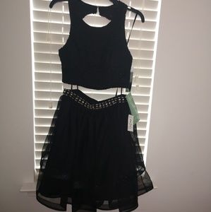 Beautiful 2-pc semi formal dress